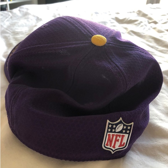 New Era Official Vikings 39THIRTY Flex Hat - Picture 2 of 3